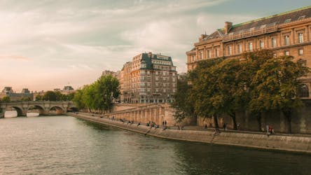 Historic Paris self-guided audio tour